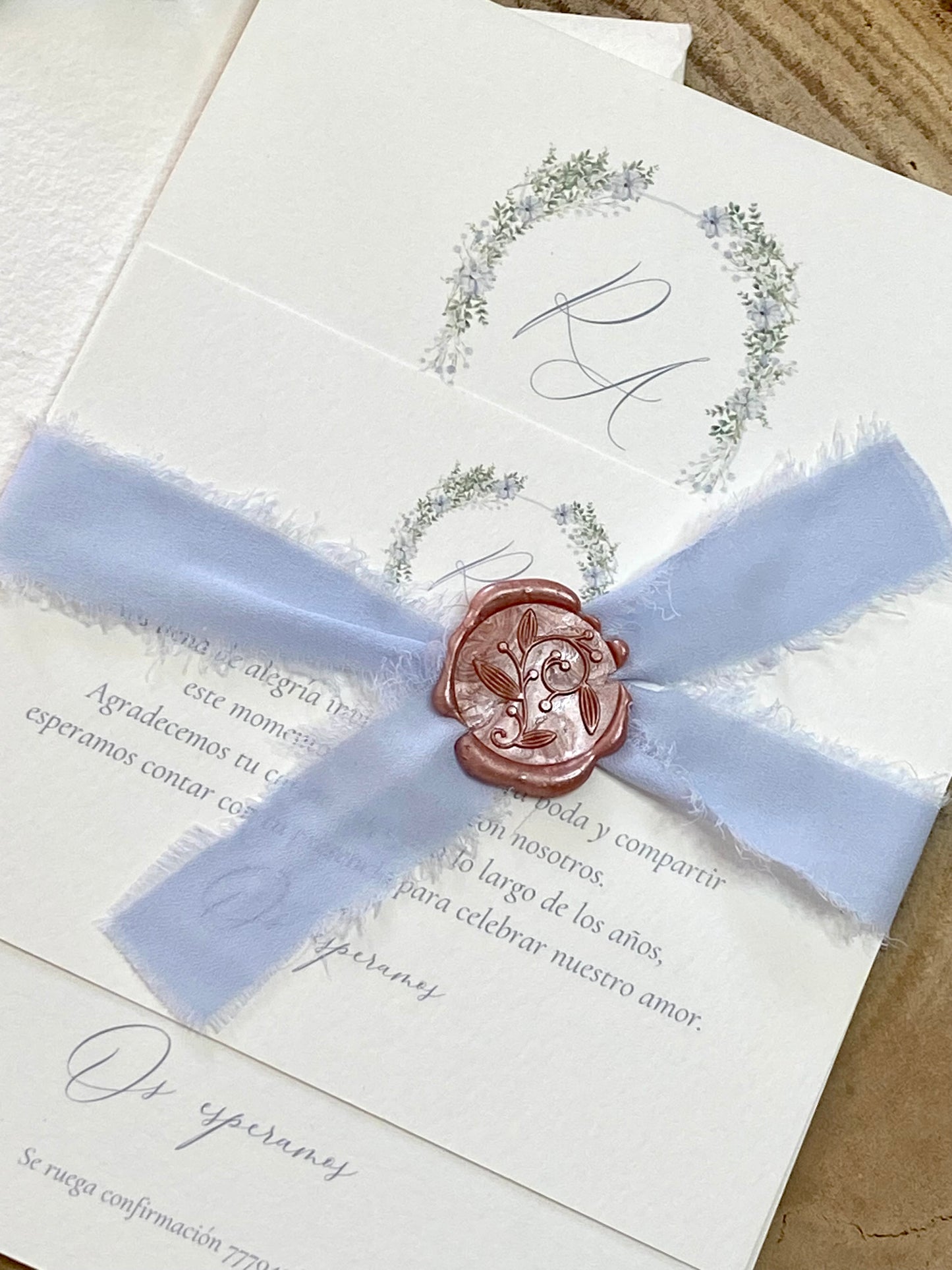 Invitación Boda ''Escudo Floral''