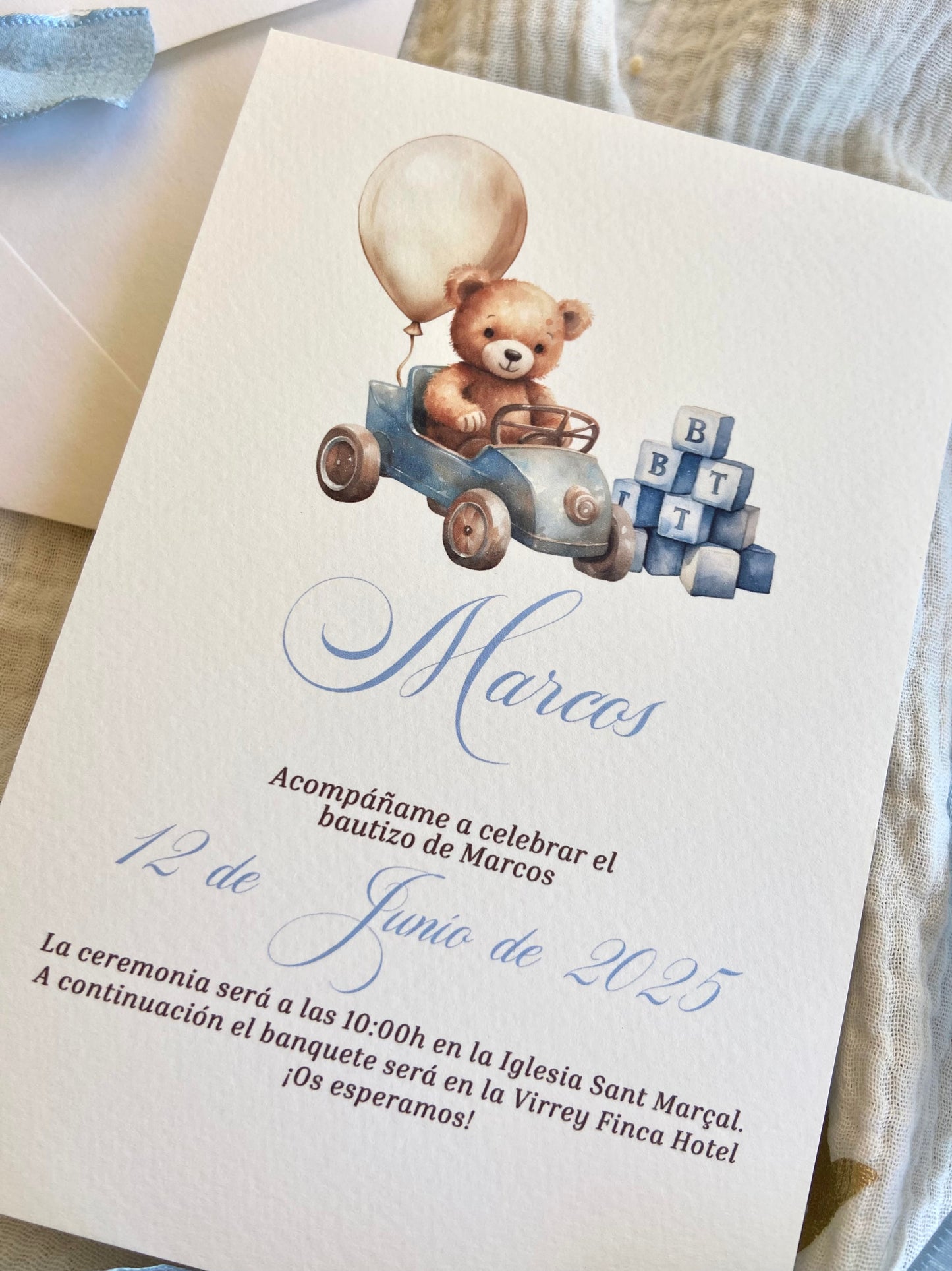 Invitación Bautizo "Osito Juguetón Azul"