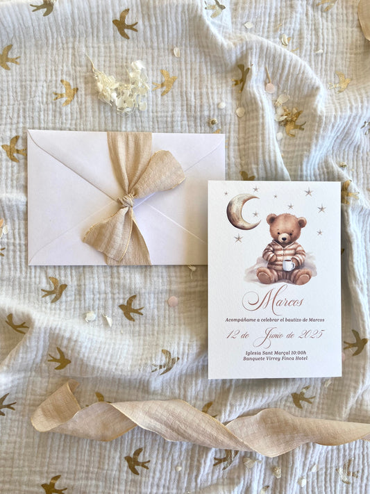 Invitación Bautizo "Osito Luna Beige"